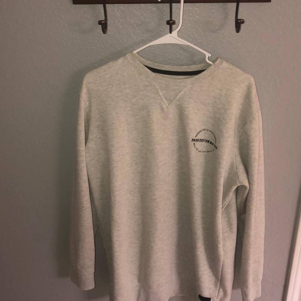 crew neck sweatshirt